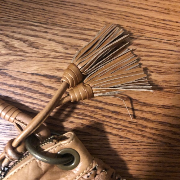 Anthropologie leather bag - Picture 3 of 7